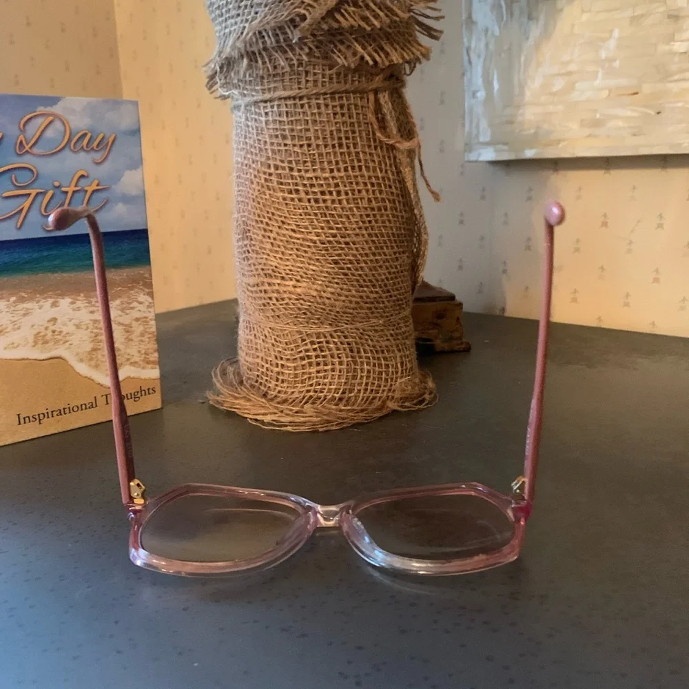 GUCCI- GG 2102 Classic Frame Designer Glasses. Frame, ITALY. MAUVE color plastic - Picture 11 of 12